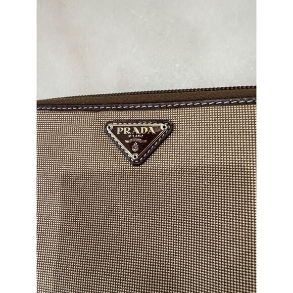 COPY - Prada Wallet Brown Fabric Leather Zip Bifold Card Holder Rectangle Y2k C… - Picture 4 of 16